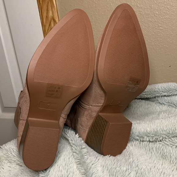 Western dress boots pale pink gray NEW in package - Picture 6 of 6